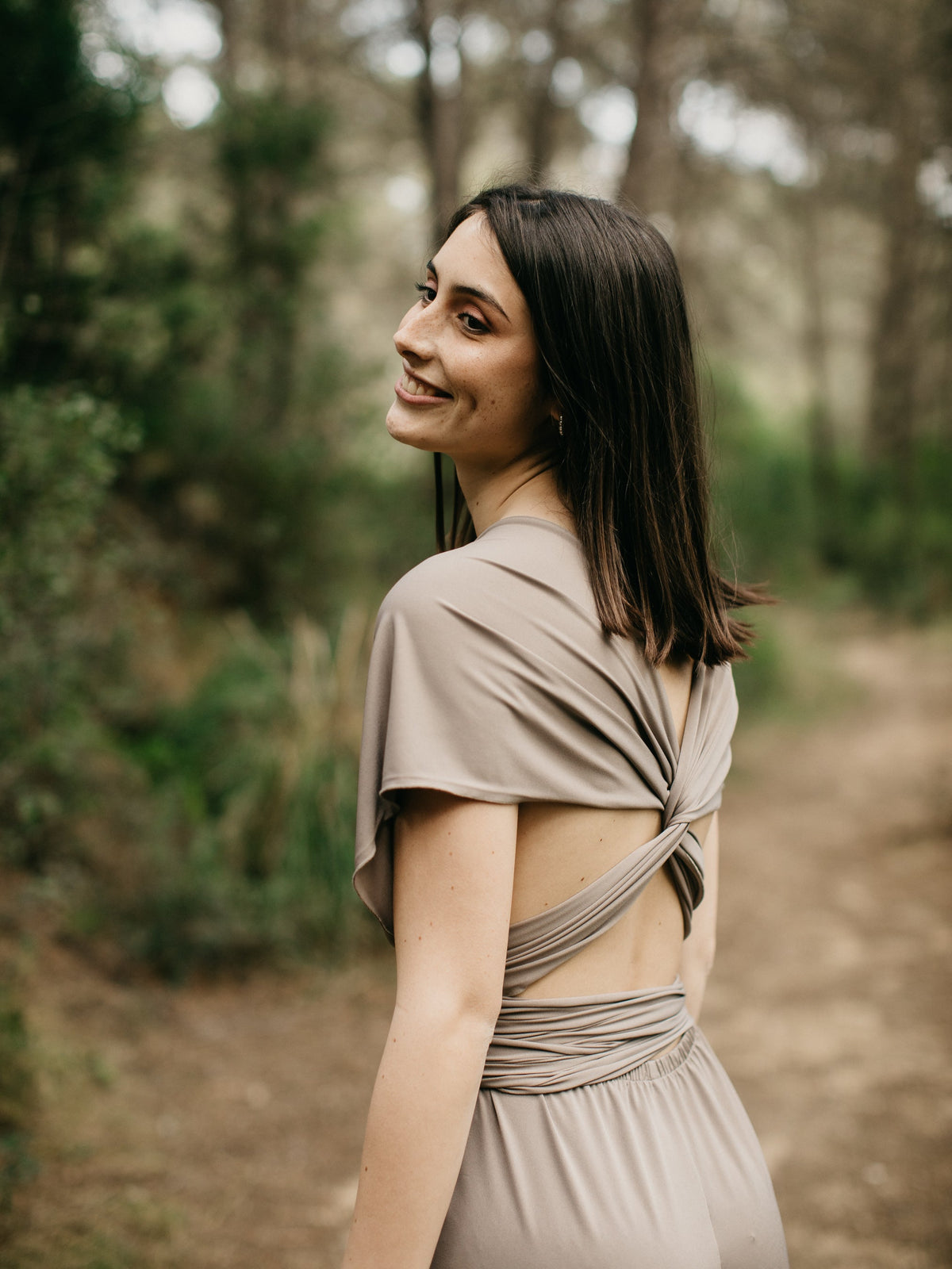 Infinity Mono – Jumpsuit mit 70+ Tragevarianten