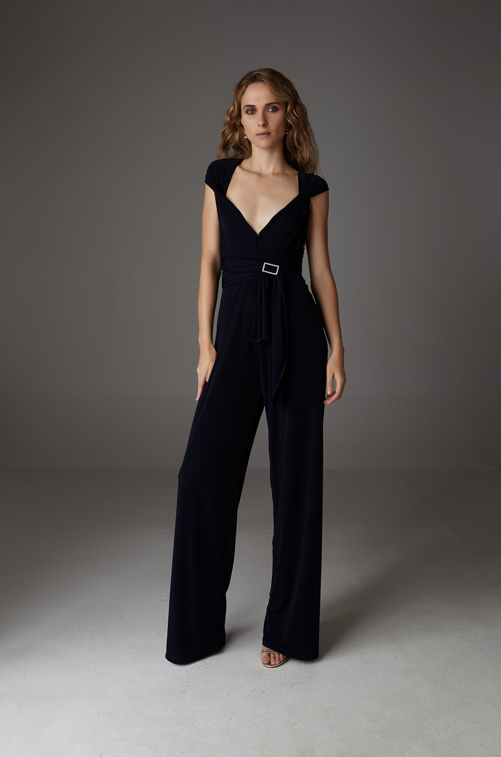 Infinity Mono – Jumpsuit mit 70+ Tragevarianten