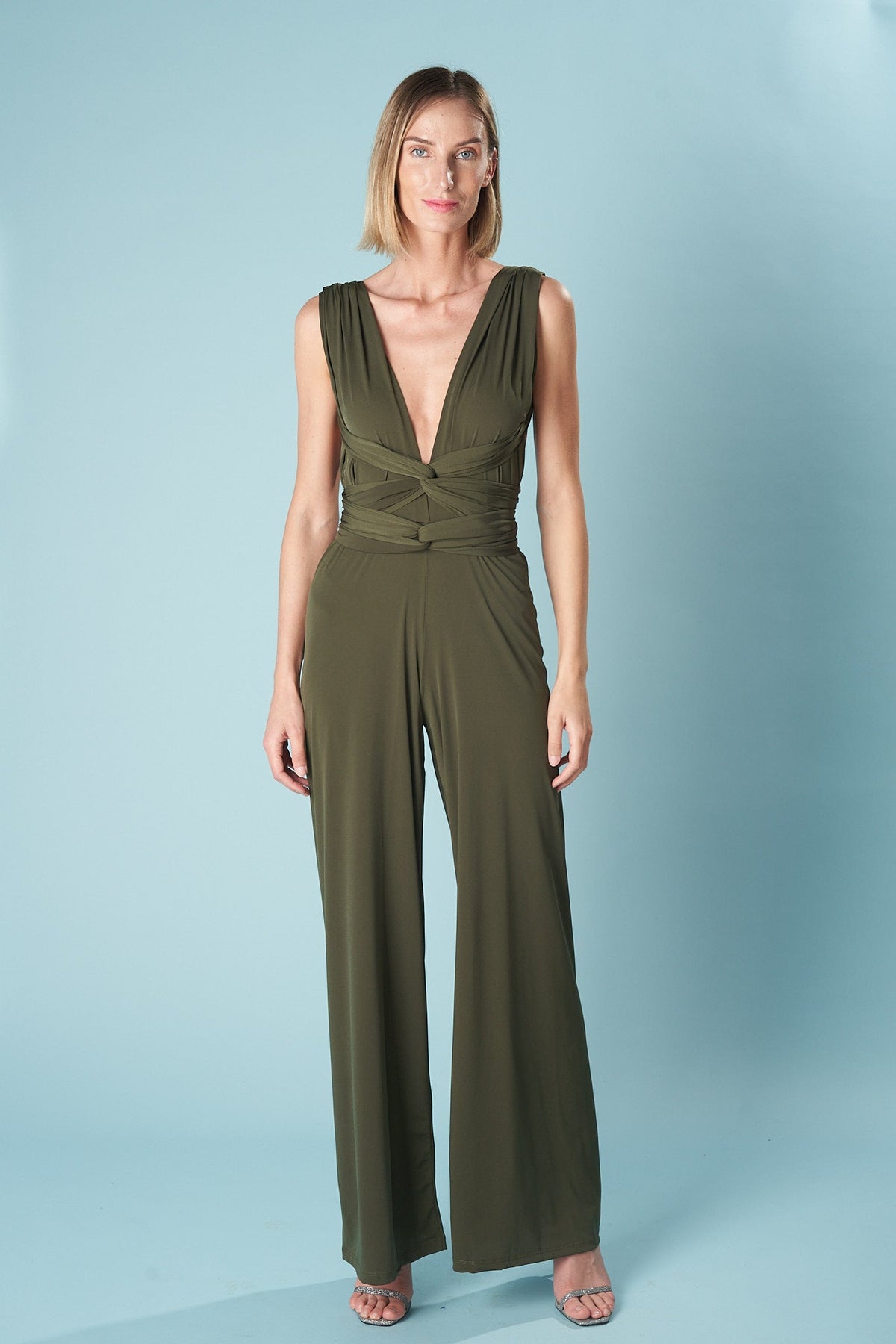 Infinity Mono – Jumpsuit mit 70+ Tragevarianten