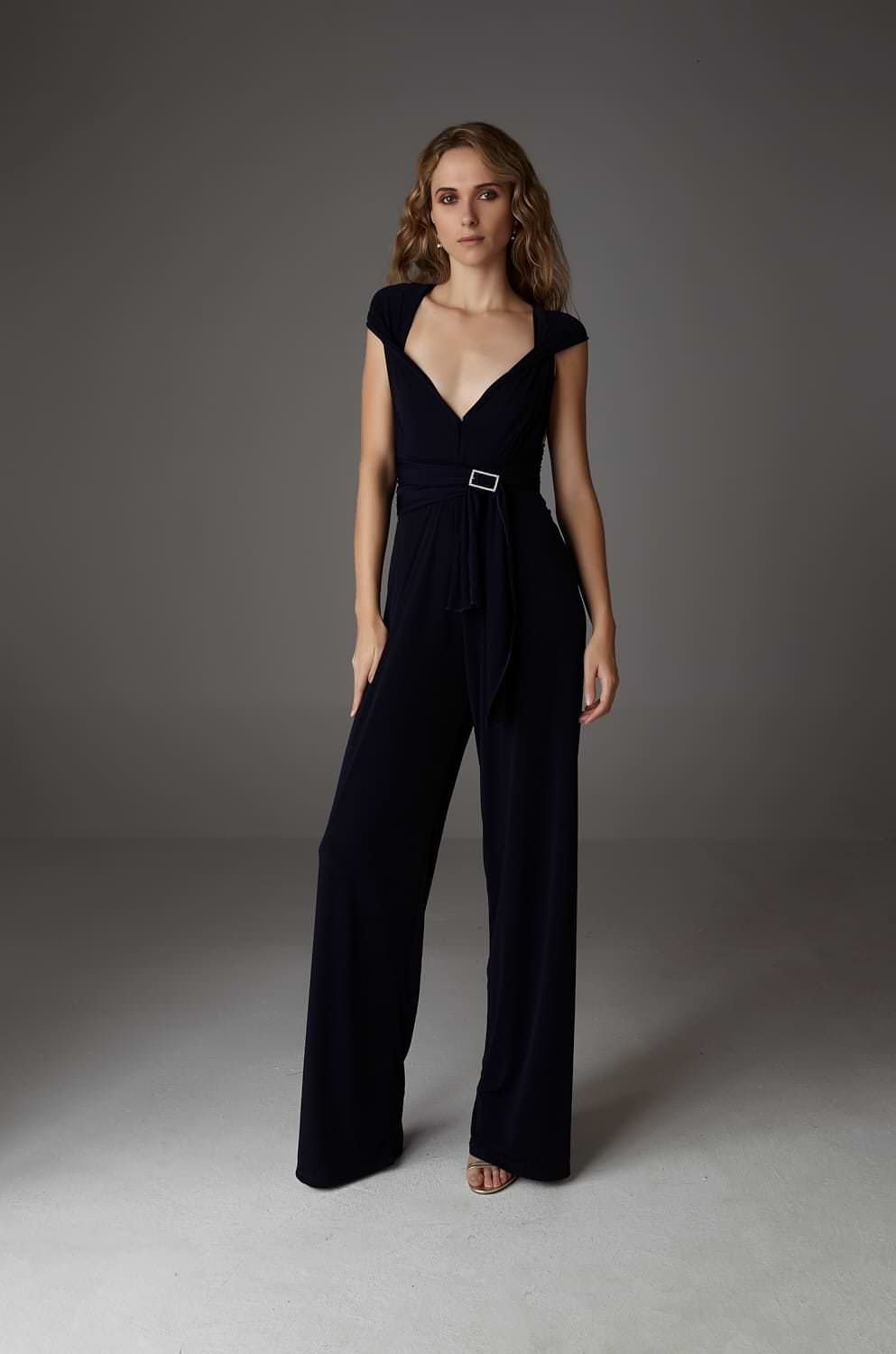 Infinity Mono – Jumpsuit mit 70+ Tragevarianten