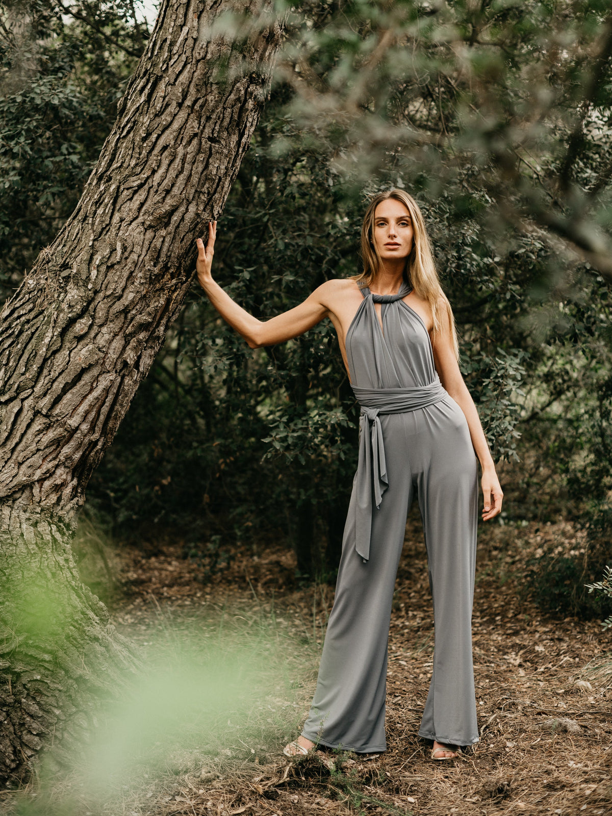 Infinity Mono – Jumpsuit mit 70+ Tragevarianten