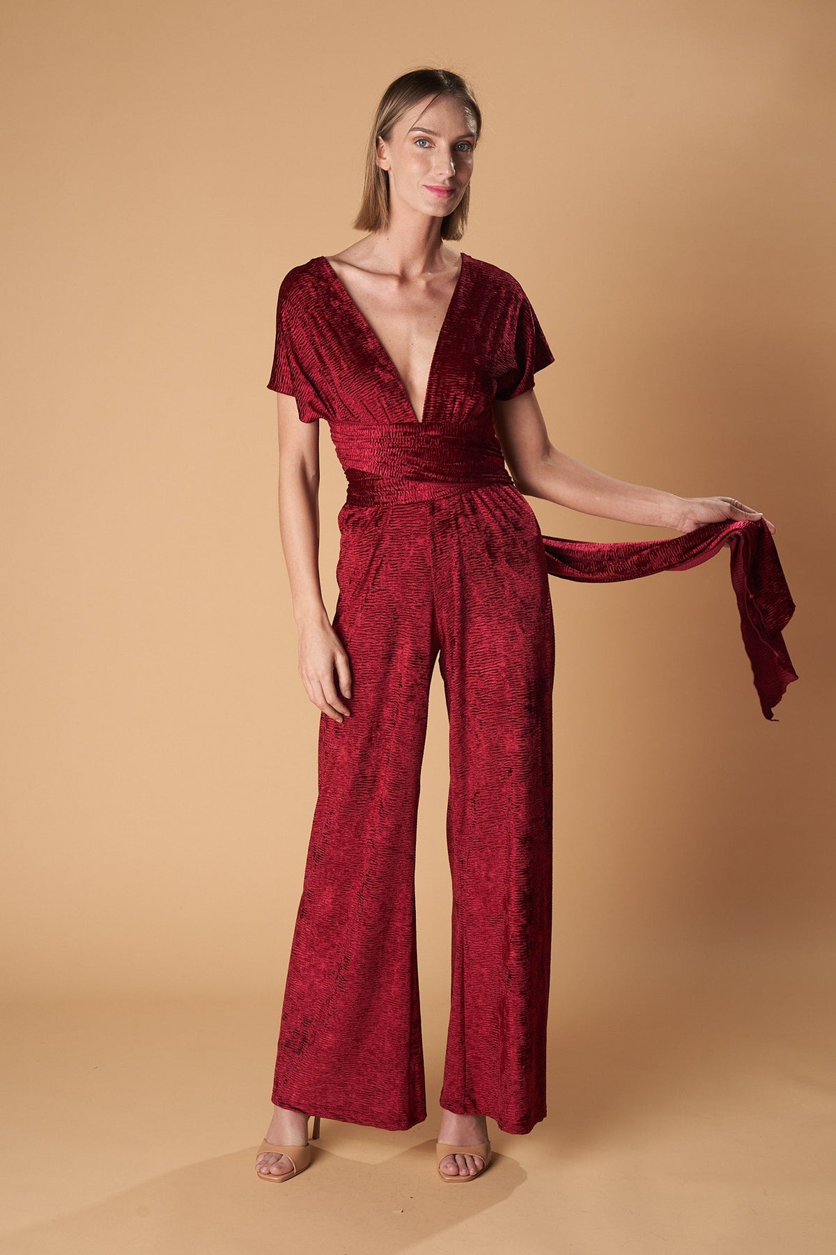 Infinity Mono – Jumpsuit mit 70+ Tragevarianten