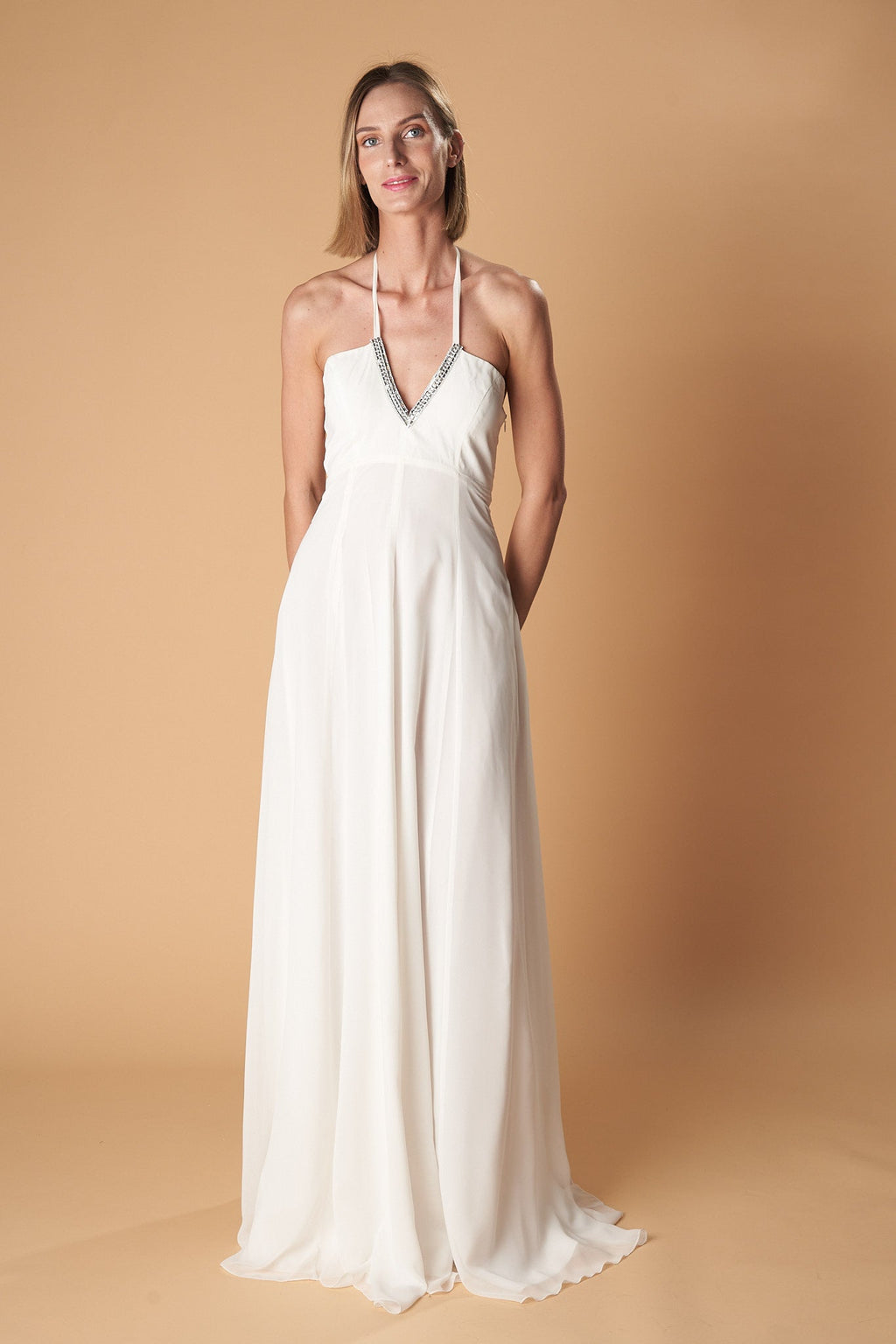 Langes Fließkleid mit V-Ausschnitt und Neckholder – Mónaco