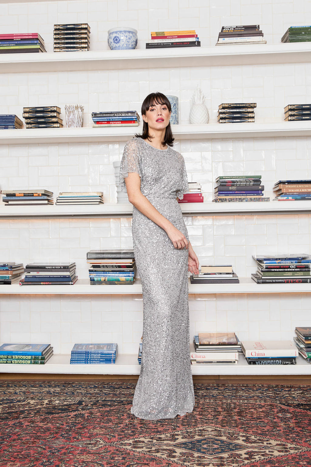 Damen Langes Paillettenkleid mit Rundhals und Kurzarm – Weiss / Hellgrau (RISHI)