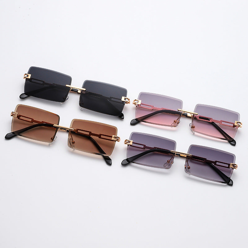 New Fashion Square Sunglasses Metal Hollow Frameless Sunglasses Men And Women Hipster Street Shot Glasses