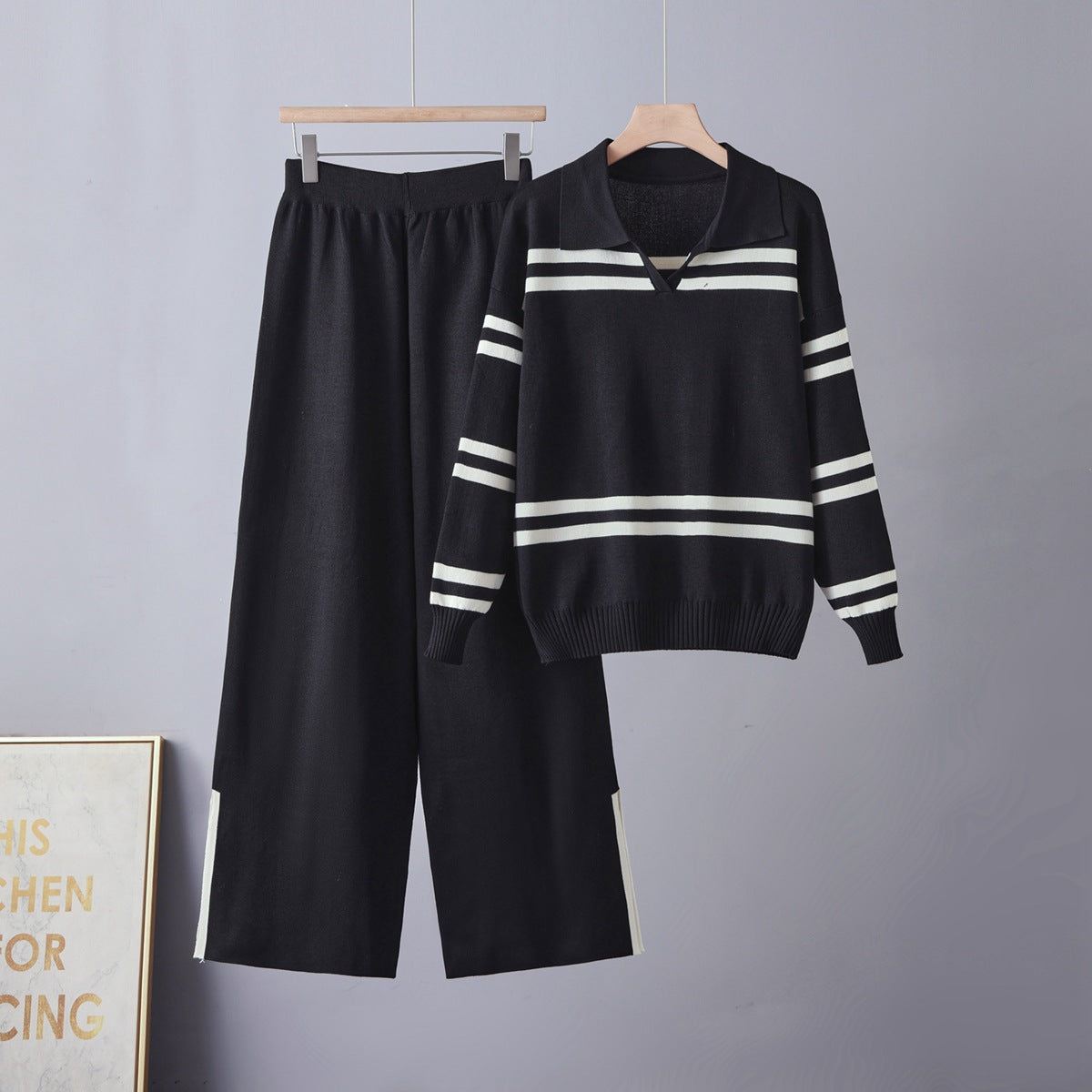 Kontraststreifen-Set Damen – Reverskragen Top & Hose