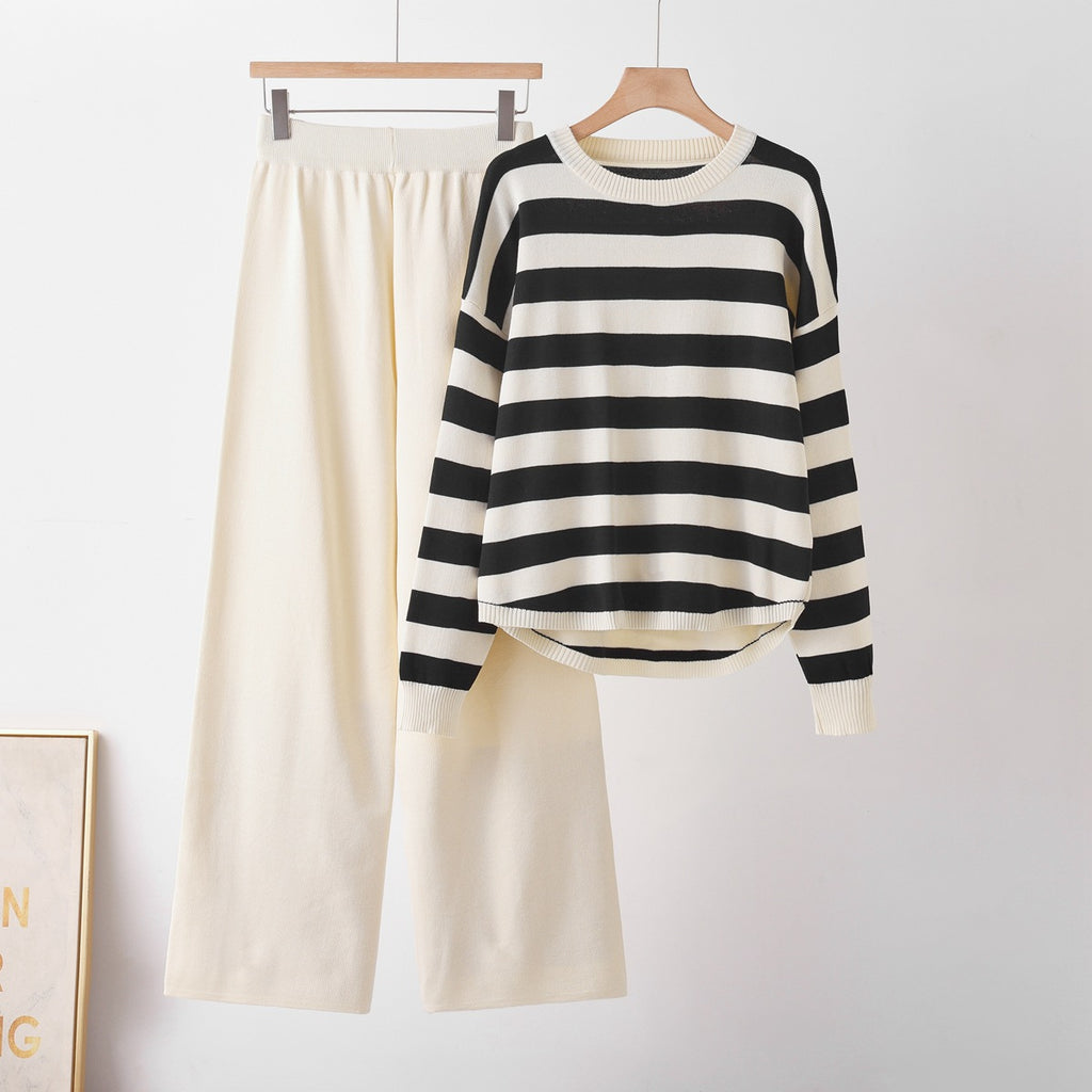 Gestreiftes Zweiteiler-Set mit Rundhals – Locker & Elegant