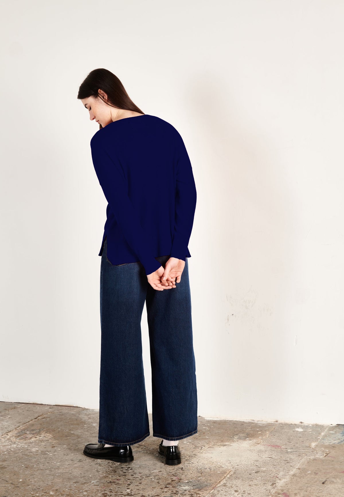 Damen V-Ausschnitt Kaschmir-Pullover Marineblau – HANA 1