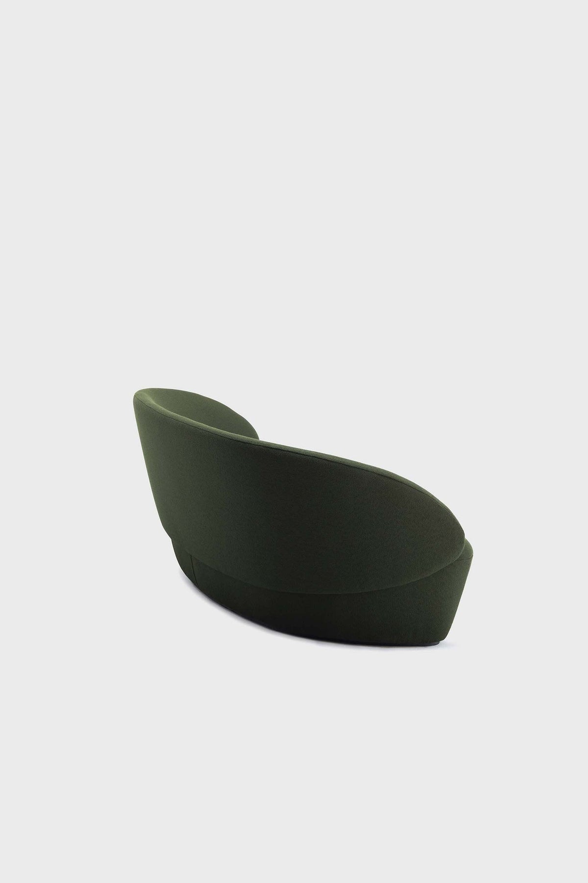 Naïve Sofa – Zeitloses Design, maximaler Komfort