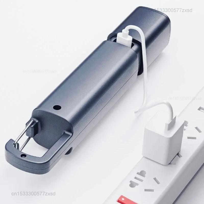 LED Taschenlampe 1200 Lumen – Zoombar, Wasserdicht, Wiederaufladbar, Flutlicht & Fernlicht
