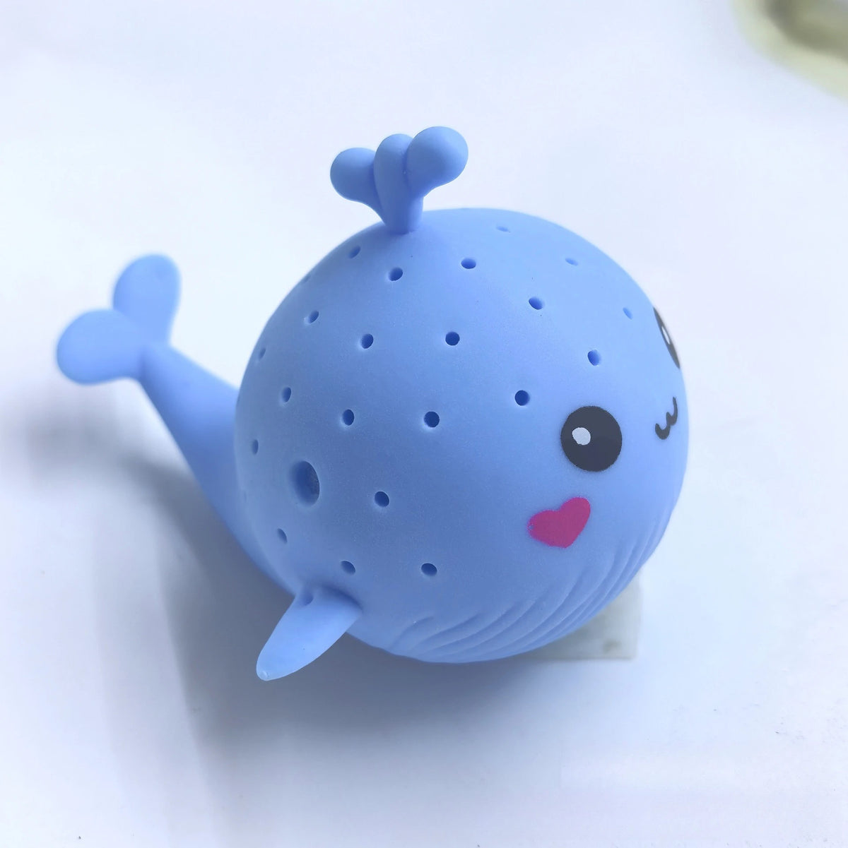 Badespielzeug Wal-Schwamm – Wasseraufsaugender Quetsch-Squishy für Kinder