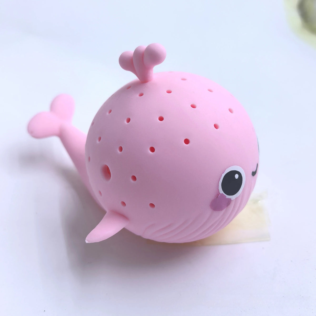Badespielzeug Wal-Schwamm – Wasseraufsaugender Quetsch-Squishy für Kinder