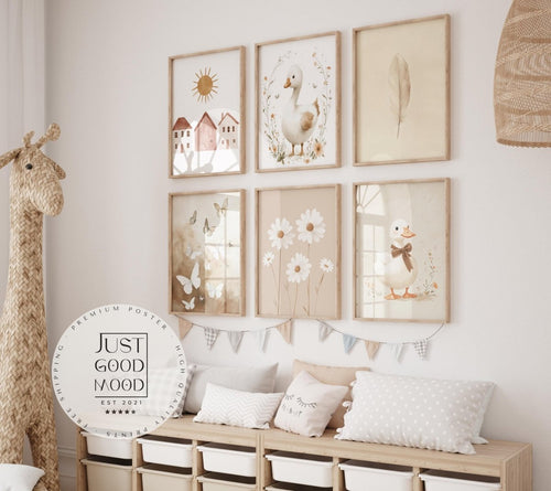 Boho Babyzimmer Poster · Niedliche Ente , Schmetterlinge, Gänseblümchen, Häuser & Sonne  Scandi Kinderzimmer Deko · Deko Print ohne Rahmen